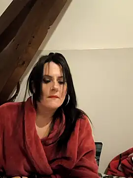 Snapshot of Sosso19squirt chatting on 12/23/25, 02:09 Sosso19squirt online show from 12/23/25, 02:09