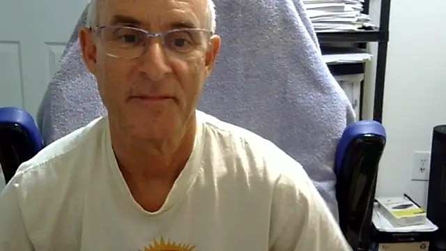 Snapshot of funone1999 chatting on 09/14/25, 03:49 funone1999 online show from 09/14/25, 03:49