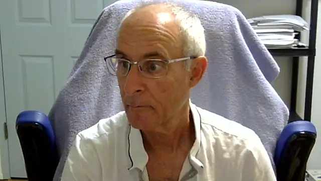 Snapshot of funone1999 chatting on 10/12/25, 03:16 funone1999 online show from 10/12/25, 03:16