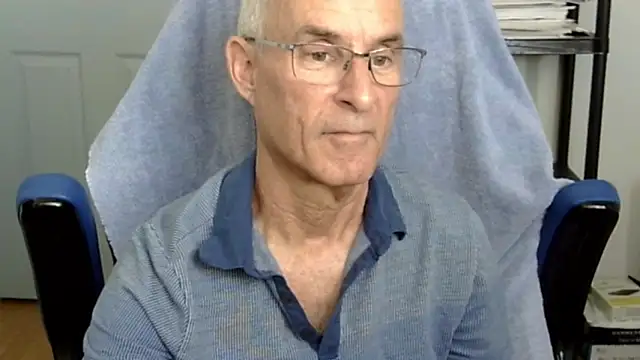 Snapshot of funone1999 chatting on 10/22/25, 08:30 funone1999 online show from 10/22/25, 08:30