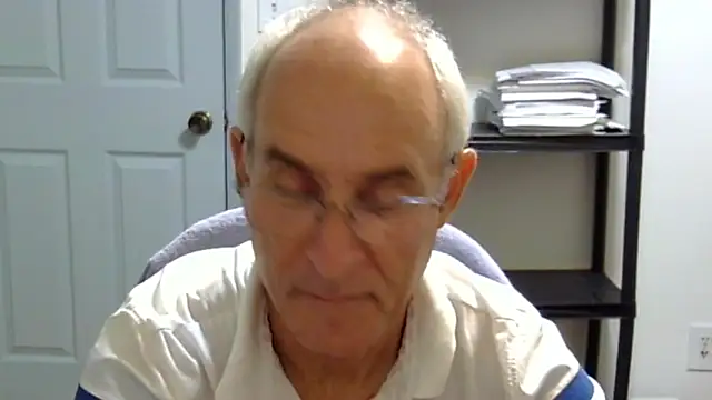 Snapshot of funone1999 chatting on 11/23/25, 03:50 funone1999 online show from 11/23/25, 03:50