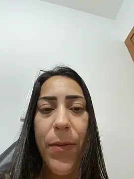 lucioliveira online show from 05/07/26, 10:42