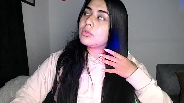sophiadaza666 online show from 06/23/26, 04:05