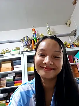 Snapshot of Natural_Asian_Girl chatting on 10/24/25, 02:57 Natural Asian Girl online show from 10/24/25, 02:57