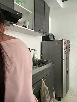 Snapshot of lunita_sweet5 chatting on 02/28/26, 08:10 lunita sweet5 online show from 02/28/26, 08:10