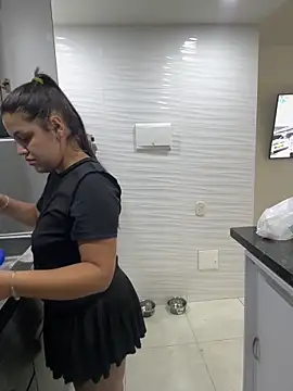 lunita sweet5 online show from 05/04/26, 04:58