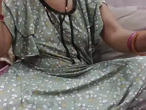 Snapshot of VNDANA_ chatting on 11/02/25, 08:06 VNDANA  online show from 11/02/25, 08:06