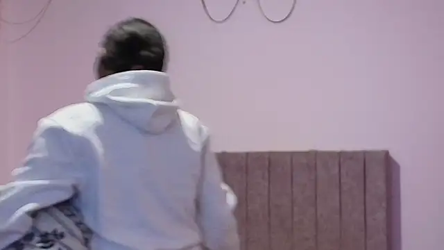 Snapshot of MiSofialeal chatting on 02/04/26, 05:41 MiSofialeal online show from 02/04/26, 05:41