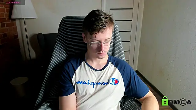 Harm Dick online show from 11/30/25, 01:26