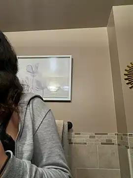 Snapshot of allybluee777 chatting on 03/06/26, 08:22 allybluee777 online show from 03/06/26, 08:22