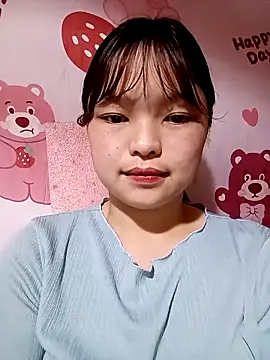 XoiXoi232 online show from 11/11/25, 02:44