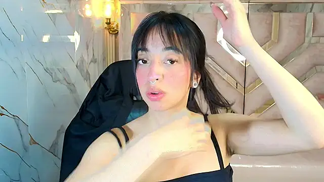 zoe r  online show from 09/13/25, 03:17