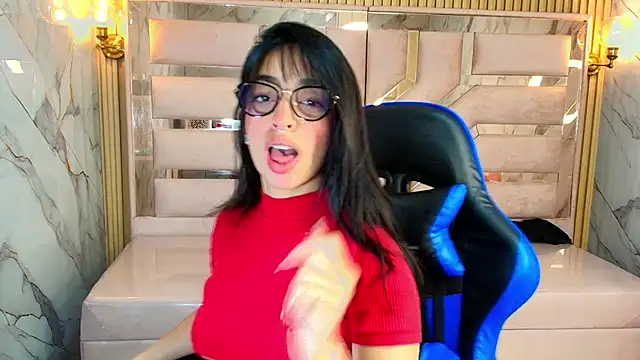 zoe r  online show from 09/18/25, 03:08