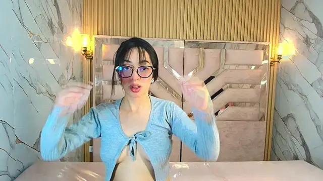 zoe r  online show from 10/08/25, 03:04