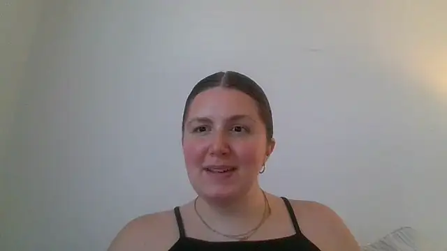 Snapshot of CherryJuneExperience chatting on 09/24/25, 06:55 CherryJuneExperience online show from 09/24/25, 06:55