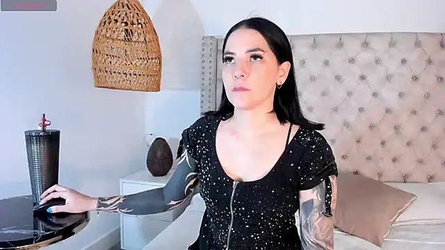 kate cass online show from 12/17/25, 06:47