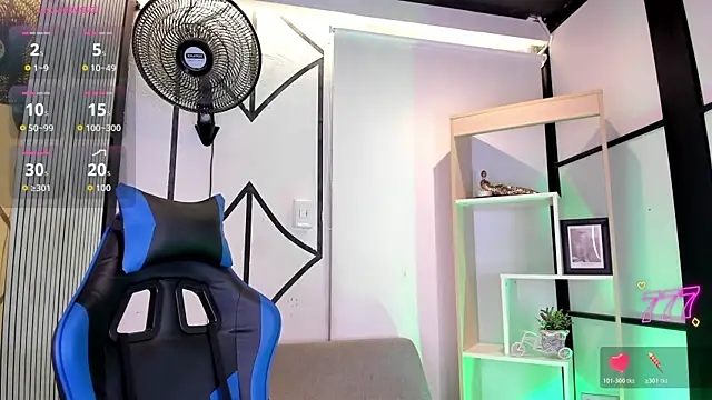 Snapshot of Axel_grey_ chatting on 07/05/26, 05:14 Axel grey online show from 07/05/26, 05:14