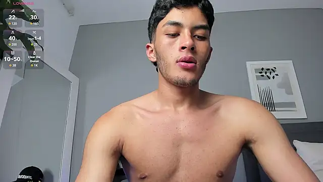 Snapshot of Tylerffoxx chatting on 02/05/26, 08:24 Tylerffoxx online show from 02/05/26, 08:24