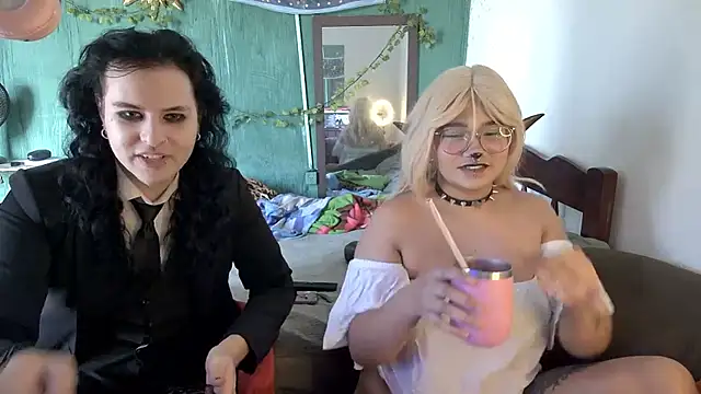 Angel Duck online show from 09/23/25, 03:48