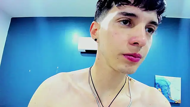 Jheampiiero online show from 12/19/25, 02:35