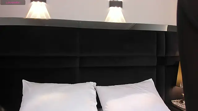 Snapshot of CarolineLee_ chatting on 04/29/26, 10:38 CarolineLee online show from 04/29/26, 10:38