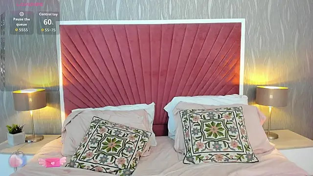 ValentiinaCruz online show from 09/09/25, 10:31