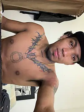 Snapshot of DIEGO_WICKED chatting on 02/23/26, 02:25 DIEGO WICKED online show from 02/23/26, 02:25