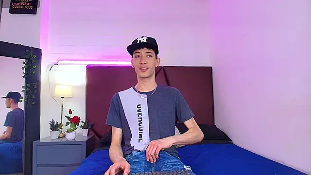 Ashton Myers online show from 09/23/25, 07:39