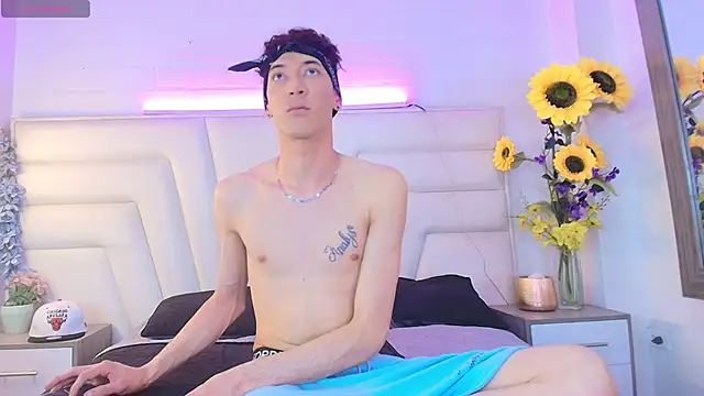 Ashton Myers online show from 11/13/25, 08:30