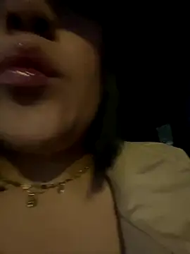 Snapshot of caroline__muller chatting on 09/25/25, 10:30 caroline muller online show from 09/25/25, 10:30