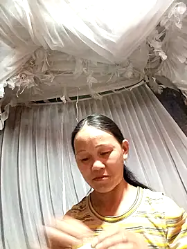 MaiHoa69 online show from 10/15/25, 01:17