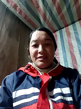 Snapshot of Bliss_rose chatting on 01/10/26, 01:13 Bliss rose online show from 01/10/26, 01:13