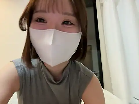 Snapshot of nano-da-u chatting on 05/13/26, 01:52 nano-da-u online show from 05/13/26, 01:52