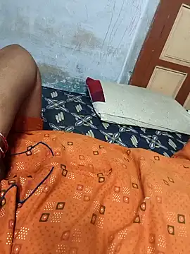 Snapshot of TAMIL_ELAKKIYA chatting on 09/11/25, 07:41 TAMIL ELAKKIYA online show from 09/11/25, 07:41