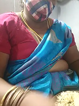 Snapshot of TAMIL_ELAKKIYA chatting on 04/29/26, 05:41 TAMIL ELAKKIYA online show from 04/29/26, 05:41