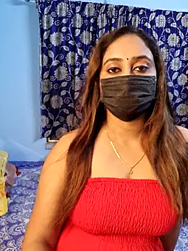 Snapshot of Cute-lusi chatting on 09/22/25, 05:04 Cute-lusi online show from 09/22/25, 05:04