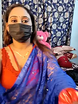 Snapshot of Cute-lusi chatting on 10/20/25, 06:41 Cute-lusi online show from 10/20/25, 06:41