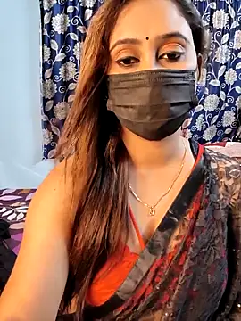 Snapshot of Cute-lusi chatting on 10/21/25, 04:19 Cute-lusi online show from 10/21/25, 04:19