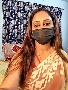 Snapshot of Cute-lusi chatting on 11/02/25, 06:54 Cute-lusi online show from 11/02/25, 06:54