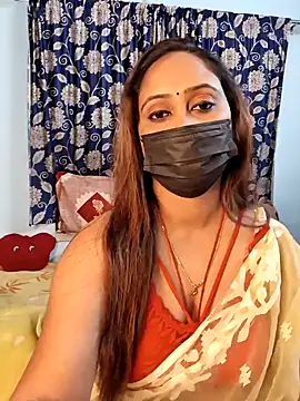 Snapshot of Cute-lusi chatting on 11/05/25, 07:47 Cute-lusi online show from 11/05/25, 07:47