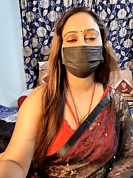 Snapshot of Cute-lusi chatting on 11/17/25, 07:08 Cute-lusi online show from 11/17/25, 07:08