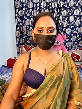 Snapshot of Cute-lusi chatting on 11/27/25, 07:16 Cute-lusi online show from 11/27/25, 07:16