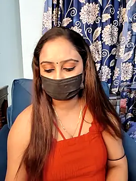 Snapshot of Cute-lusi chatting on 12/05/25, 11:08 Cute-lusi online show from 12/05/25, 11:08