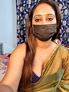 Snapshot of Cute-lusi chatting on 12/14/25, 12:43 Cute-lusi online show from 12/14/25, 12:43