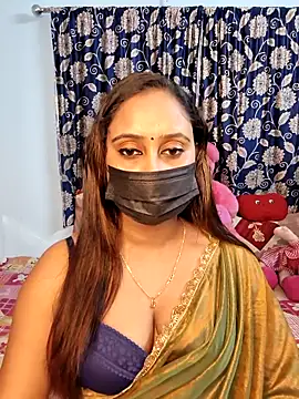 Snapshot of Cute-lusi chatting on 12/21/25, 06:59 Cute-lusi online show from 12/21/25, 06:59