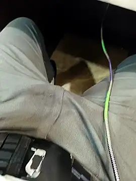 hotboy43339 online show from 09/11/25, 04:18