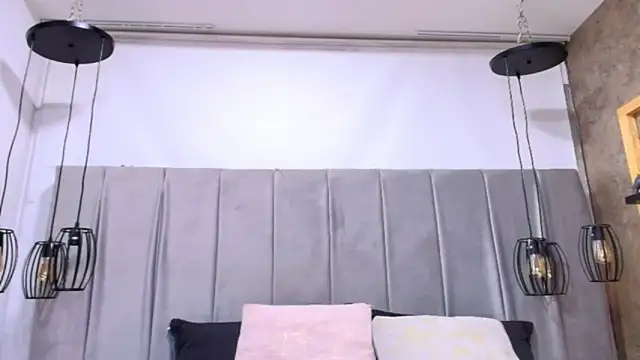 Snapshot of MashaPiink chatting on 05/13/26, 02:03 MashaPiink online show from 05/13/26, 02:03