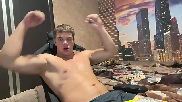 MusclePhantom online show from 09/18/25, 08:33