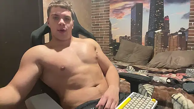 MusclePhantom online show from 10/14/25, 07:25