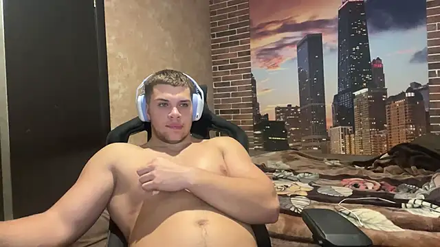 MusclePhantom online show from 10/26/25, 08:59